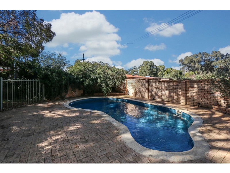 1 Morrell Way, Lesmurdie WA 6076