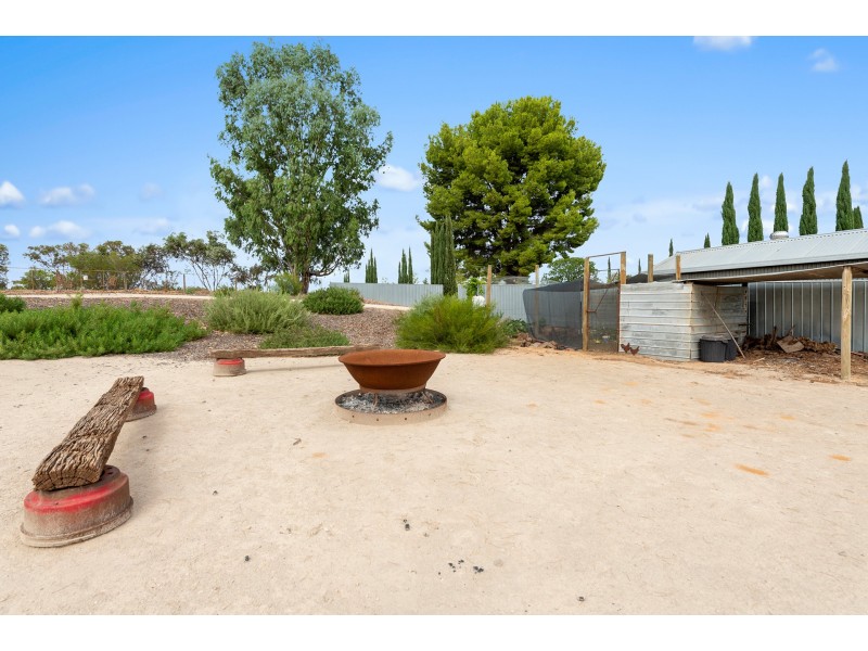 45-47 Monash Avenue, Underbool VIC 3509