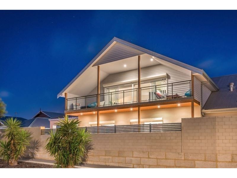 76 Roundhouse Parade, Jindalee WA 6036