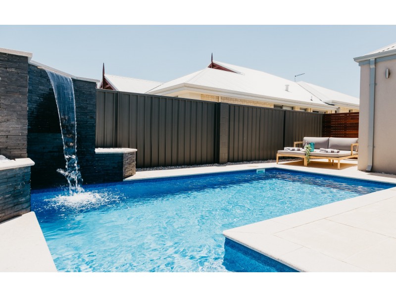 76 Roundhouse Parade, Jindalee WA 6036