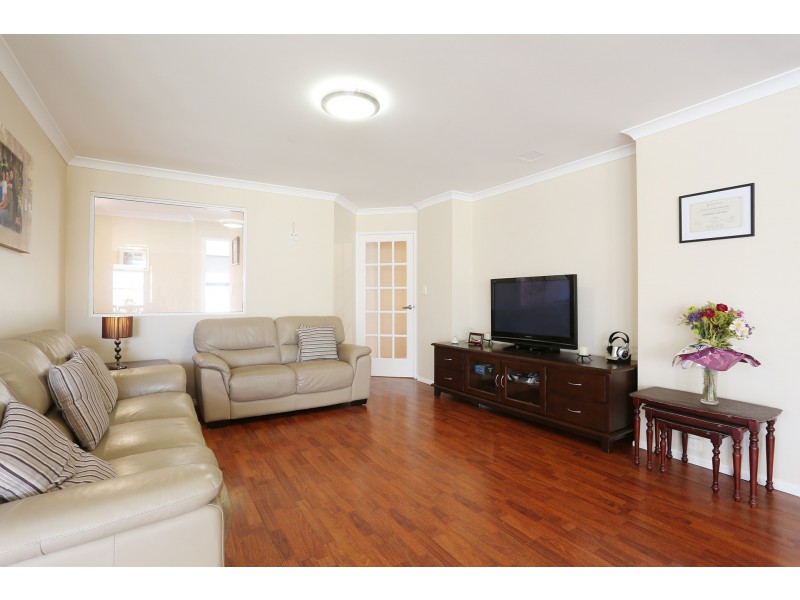 6 Bosci Court, Atwell WA 6164