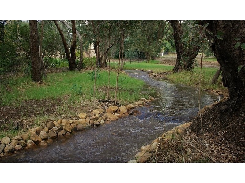 12 Moore Street, Wungong WA 6112