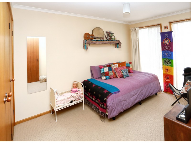 74 Hadleigh Circuit, Isabella Plains ACT 2905