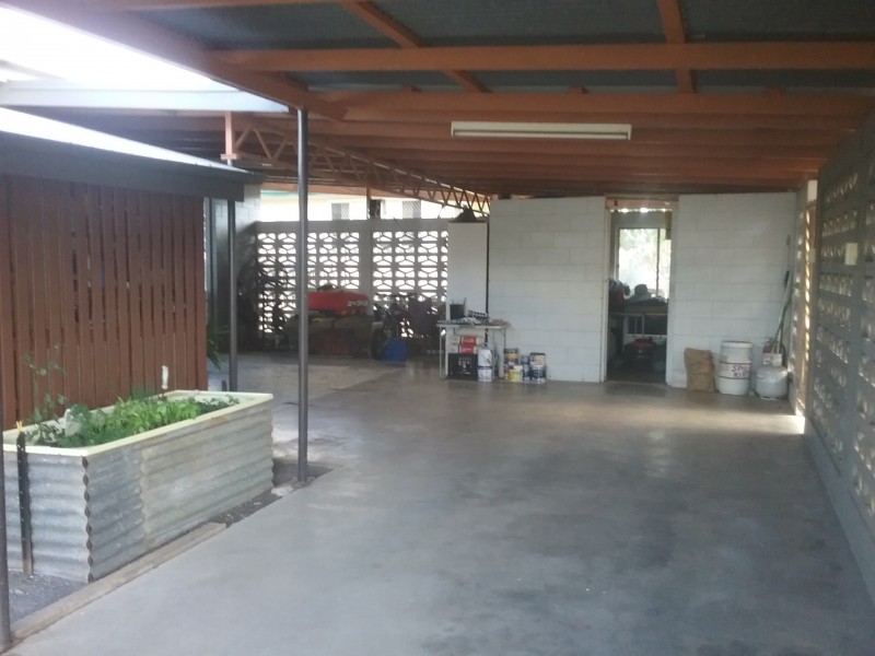 22 Phillip Street, Mundubbera QLD 4626