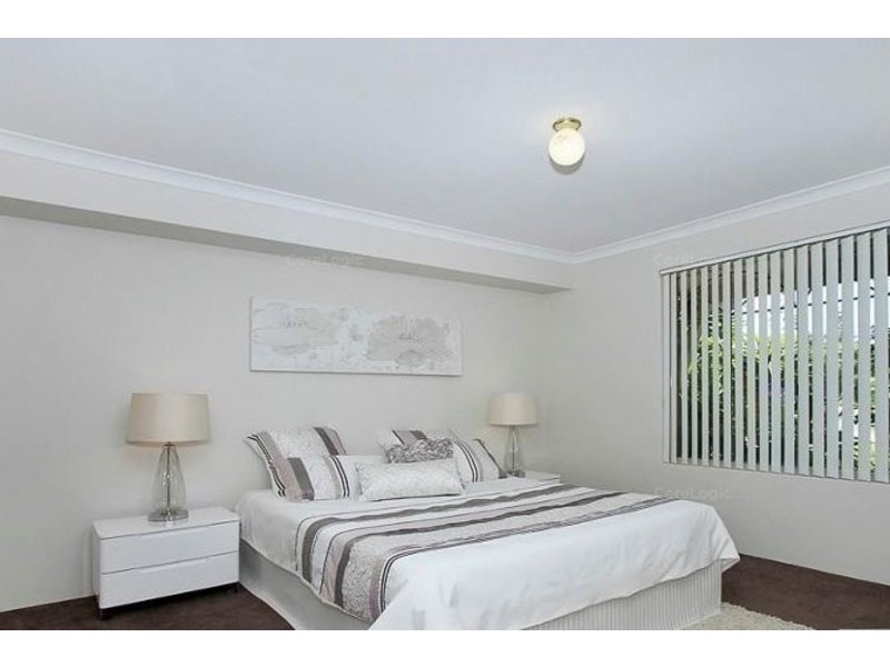 1/2B Rio Marina Way, Mindarie WA 6030