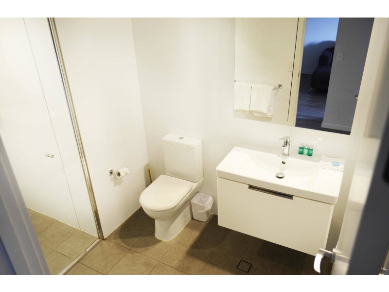 1021/9 Edmondstone Street, South Brisbane QLD 4101