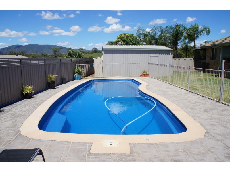 4 Holdsworth Crescent, Muswellbrook NSW 2333