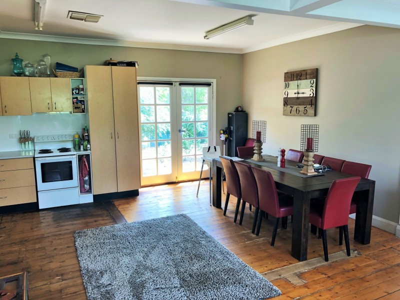 151 Wade Street, Coolamon NSW 2701