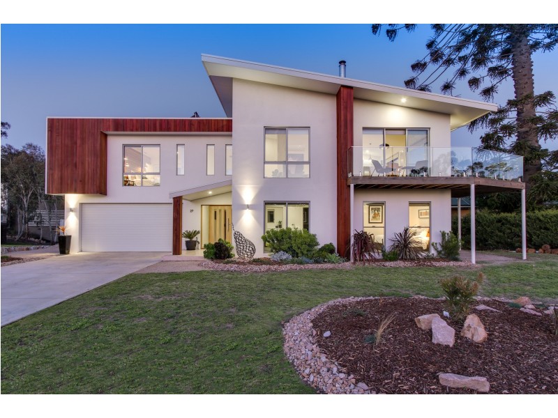 27 Leighton Bay Drive, Metung VIC 3904