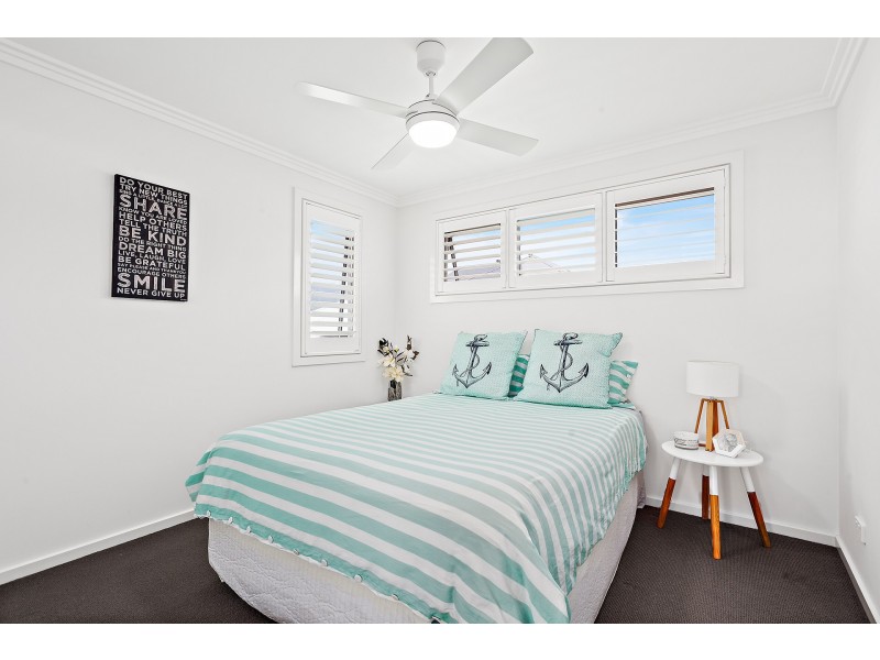 1 Wingello Crescent, Tullimbar NSW 2527