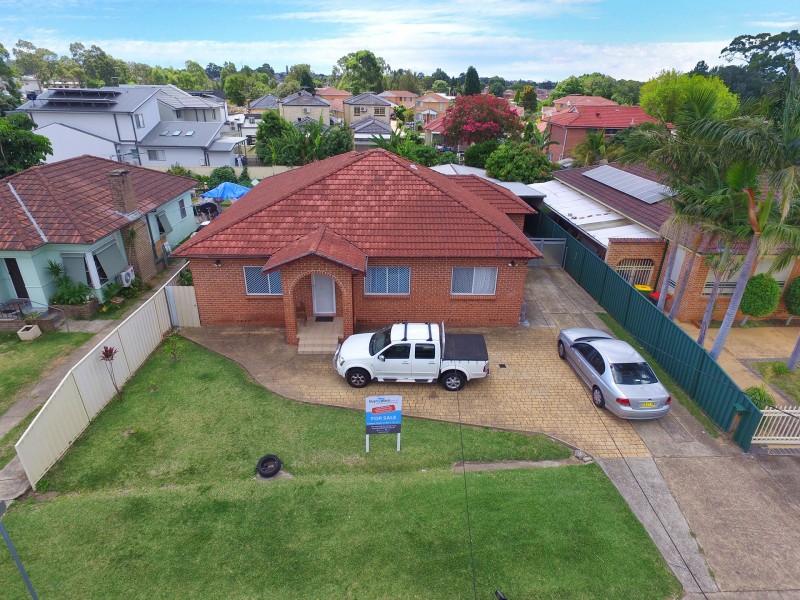 6 Freeman Avenue, Canley Vale NSW 2166