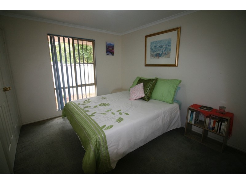 7 Lake Seppings Drive, Middleton Beach WA 6330