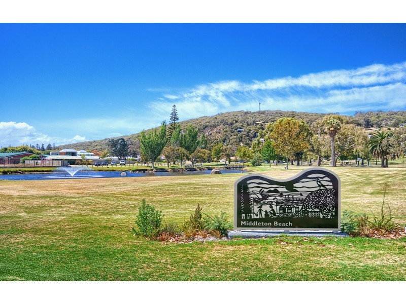 7 Lake Seppings Drive, Middleton Beach WA 6330