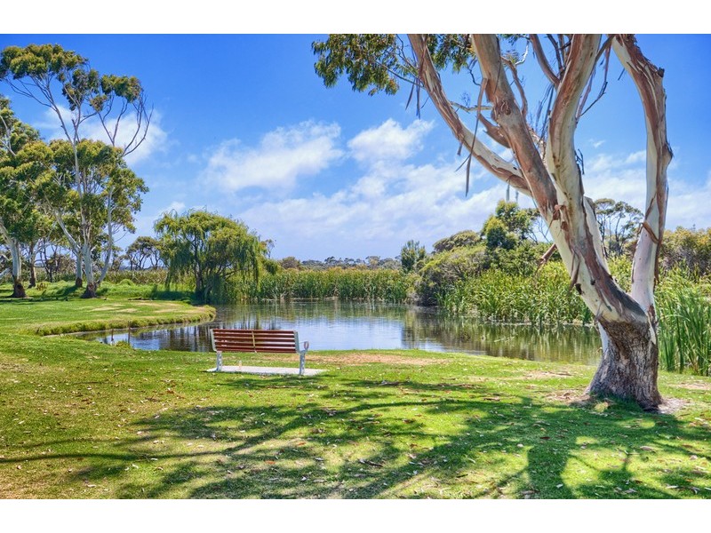 7 Lake Seppings Drive, Middleton Beach WA 6330