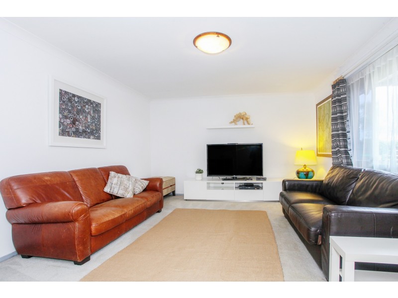 2 Haselmere Circus, Rockingham WA 6168