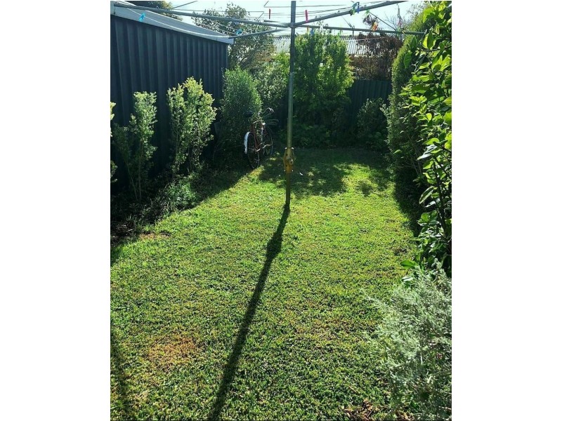 2 Haselmere Circus, Rockingham WA 6168