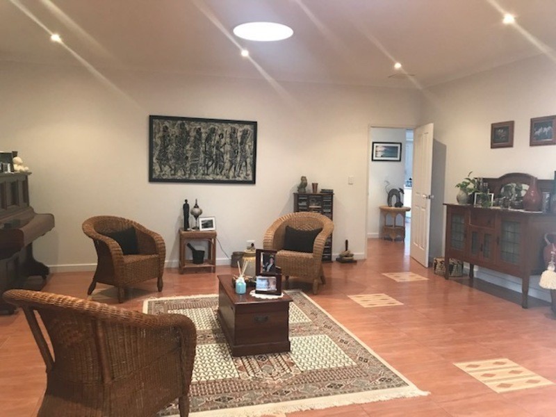 17 Federal Street, Mckail WA 6330