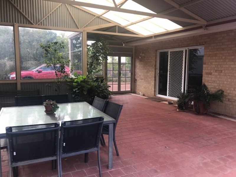 17 Federal Street, Mckail WA 6330