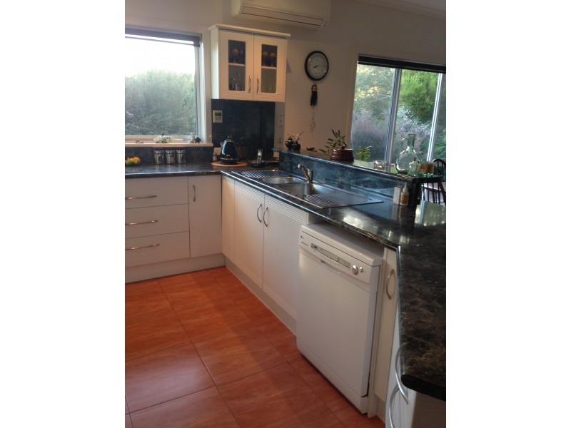 17 Federal Street, Mckail WA 6330