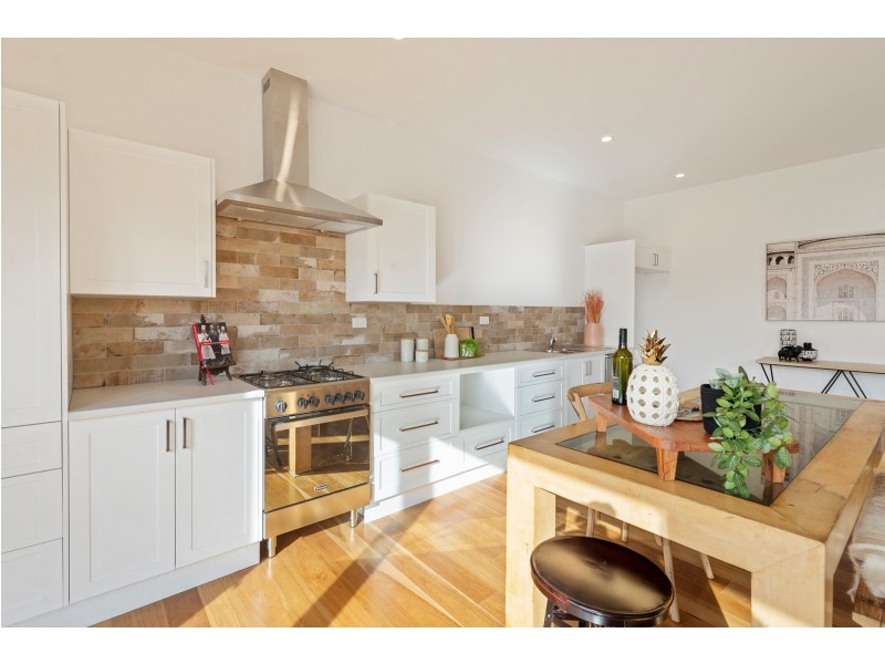 11 Morgan Street, Adamstown NSW 2289