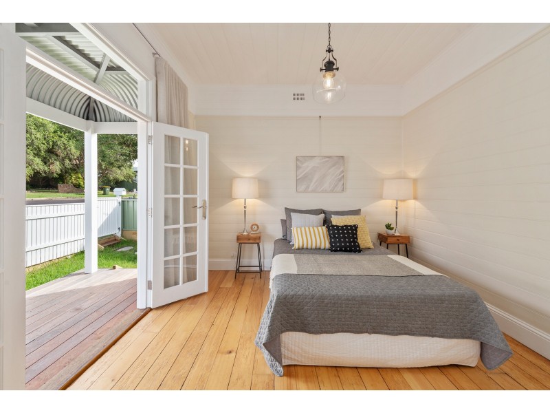 11 Morgan Street, Adamstown NSW 2289