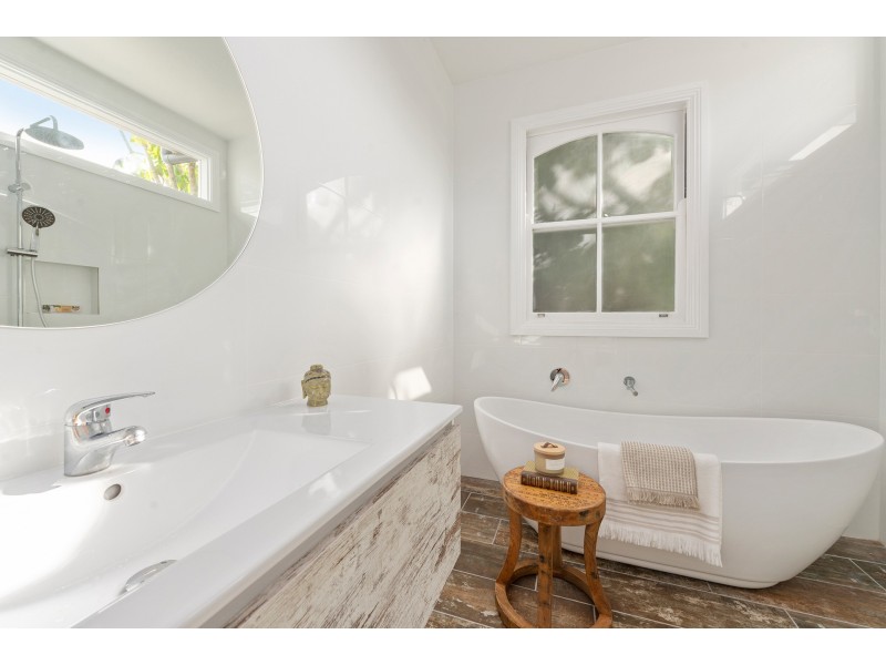 11 Morgan Street, Adamstown NSW 2289