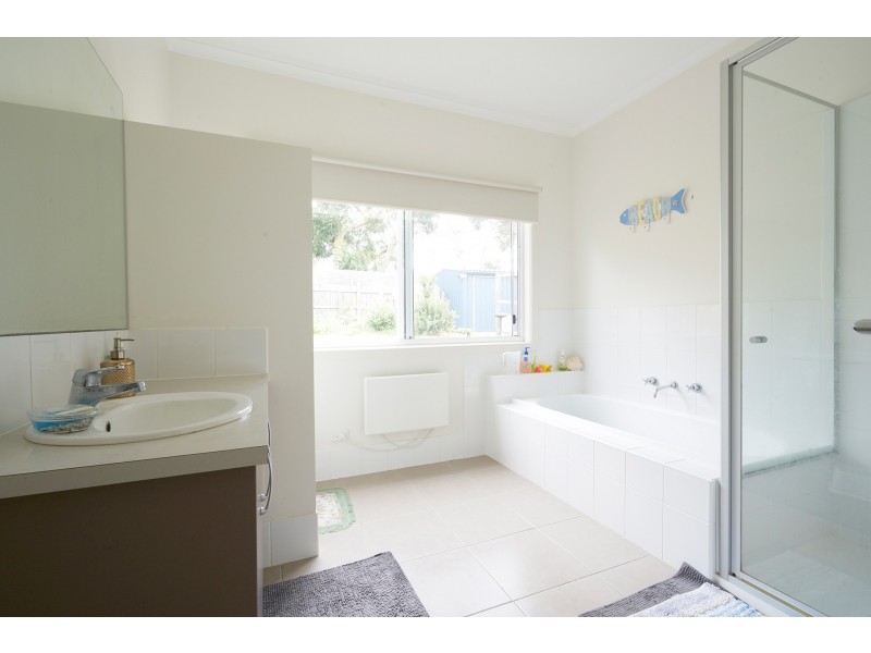 47 Norman Drive, Cowes VIC 3922