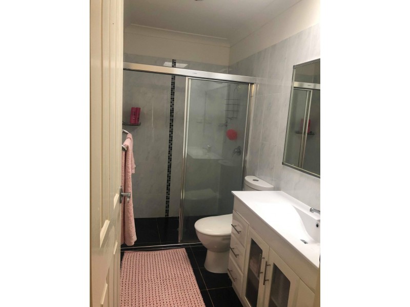 1/42 Glow Worm Grove, Harrison ACT 2914