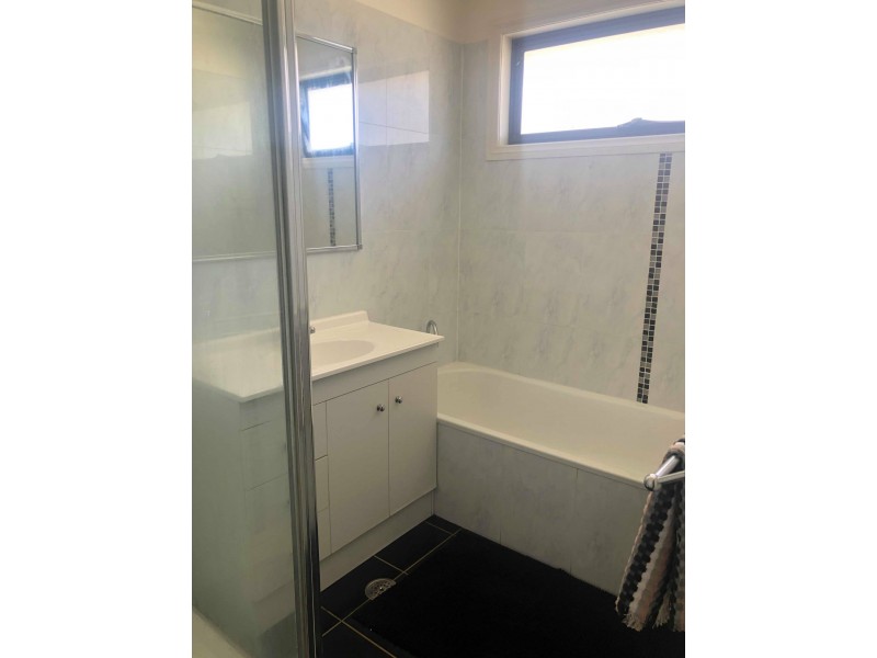 1/42 Glow Worm Grove, Harrison ACT 2914