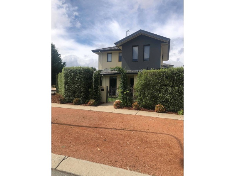 1/42 Glow Worm Grove, Harrison ACT 2914