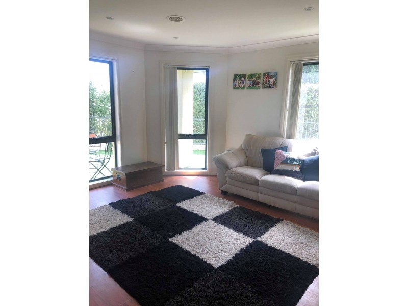 1/42 Glow Worm Grove, Harrison ACT 2914