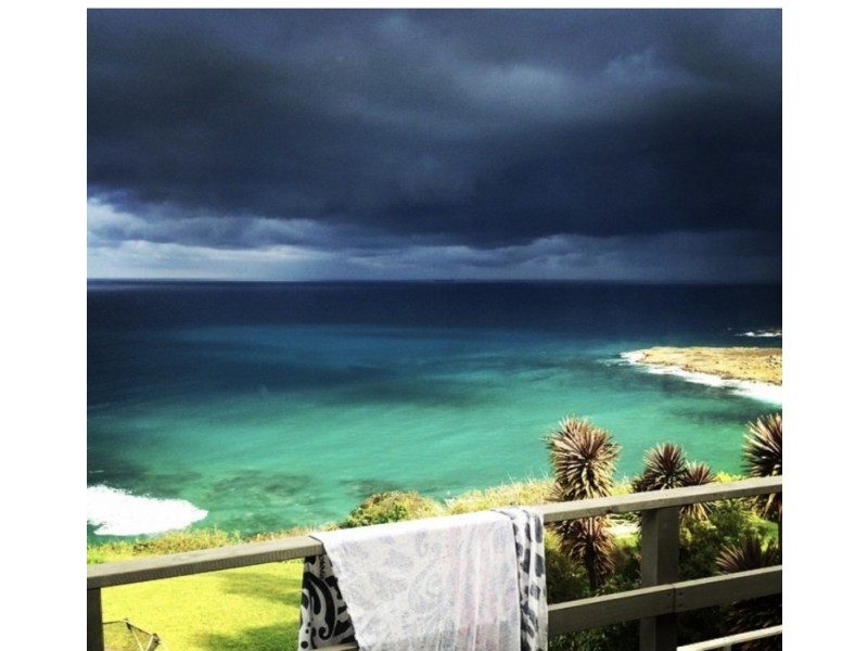 221 Lawrence Hargrave Drive, Coalcliff NSW 2508