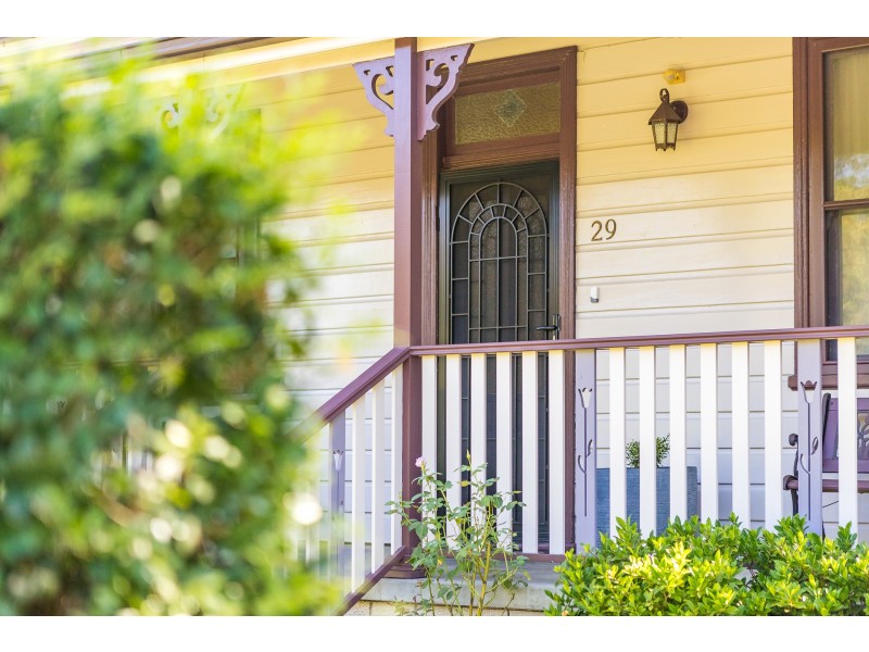 29 Allan Street, Lorn NSW 2320
