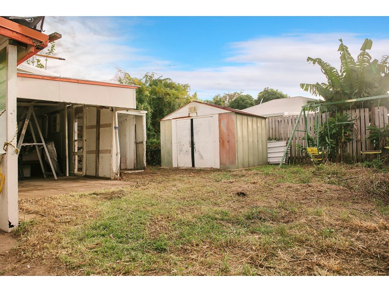 8 Tay Street, South Mackay QLD 4740