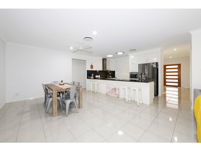 48 Egret Lane, Moore Park Beach QLD 4670