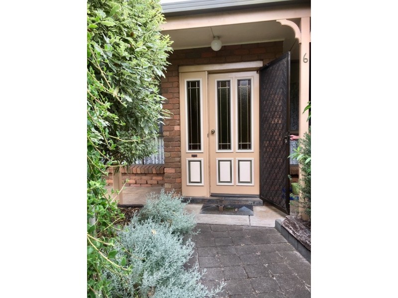 6 Mandeville Court, Port Fairy VIC 3284