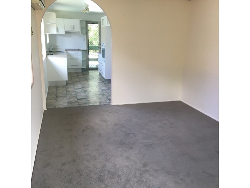 6 Robinson Street, Brassall QLD 4305