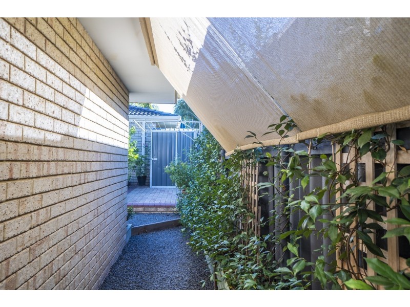 2/10 Raleigh Street, Carlisle WA 6101