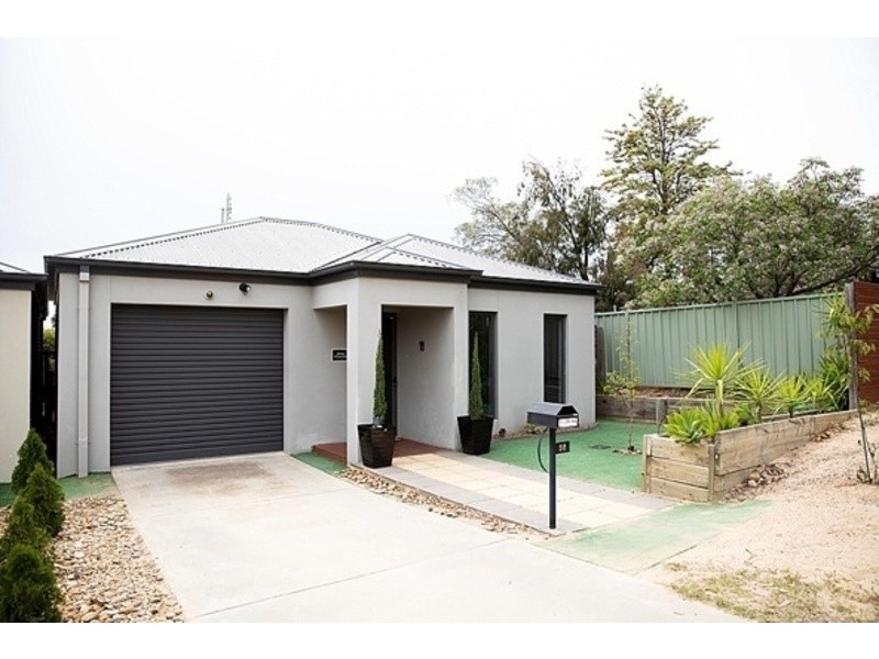 56 Wade Street, Golden Square VIC 3555