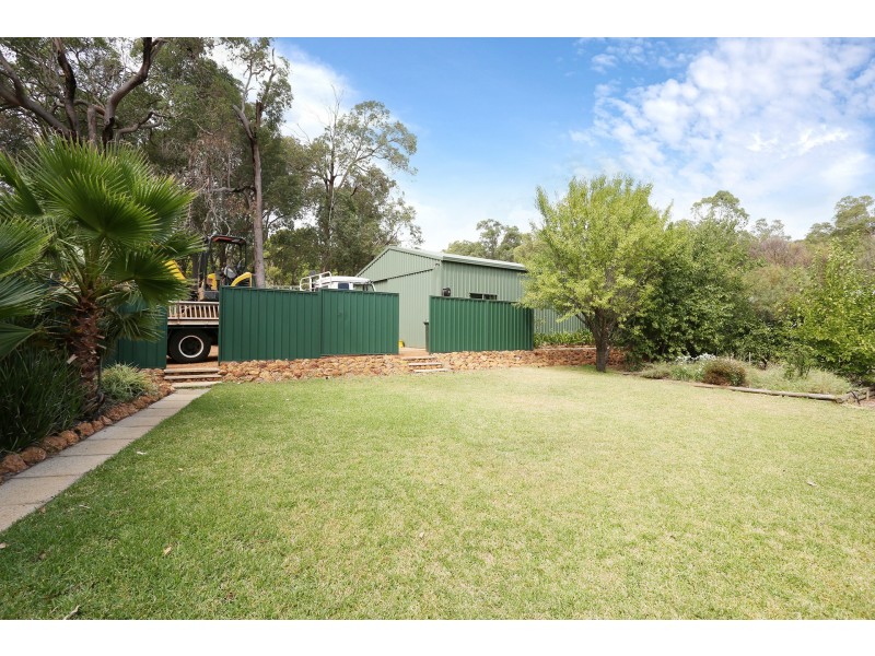 1050 Coppin Road, Mundaring WA 6073