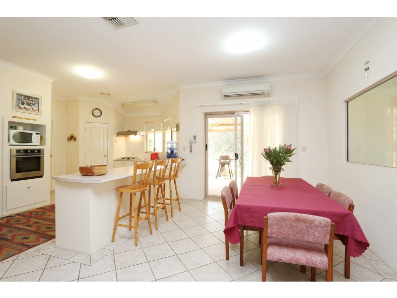 1050 Coppin Road, Mundaring WA 6073