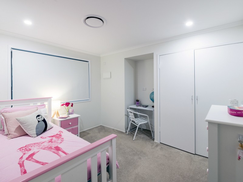 6 Calloway Place, Manly West QLD 4179