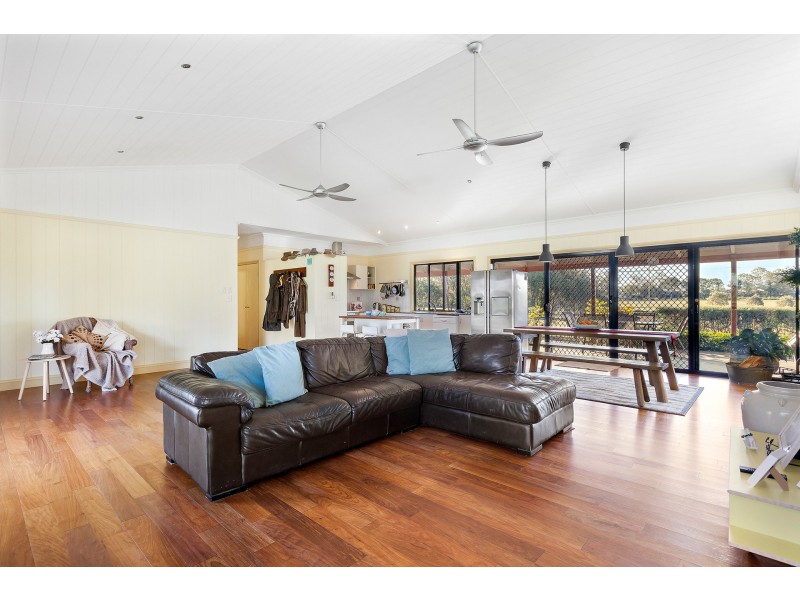 34 Burows Road, Alberton QLD 4207