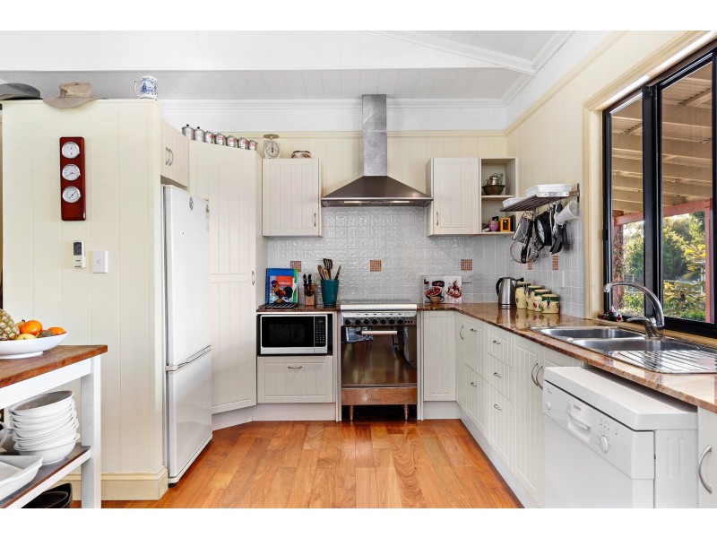 34 Burows Road, Alberton QLD 4207