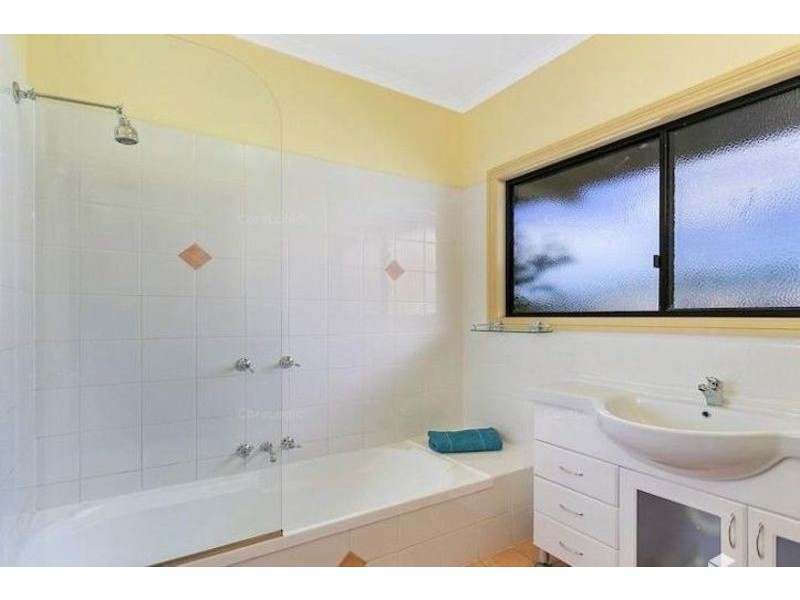 34 Burows Road, Alberton QLD 4207