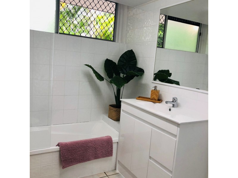 3/28 Riverview Parade, Surfers Paradise QLD 4217
