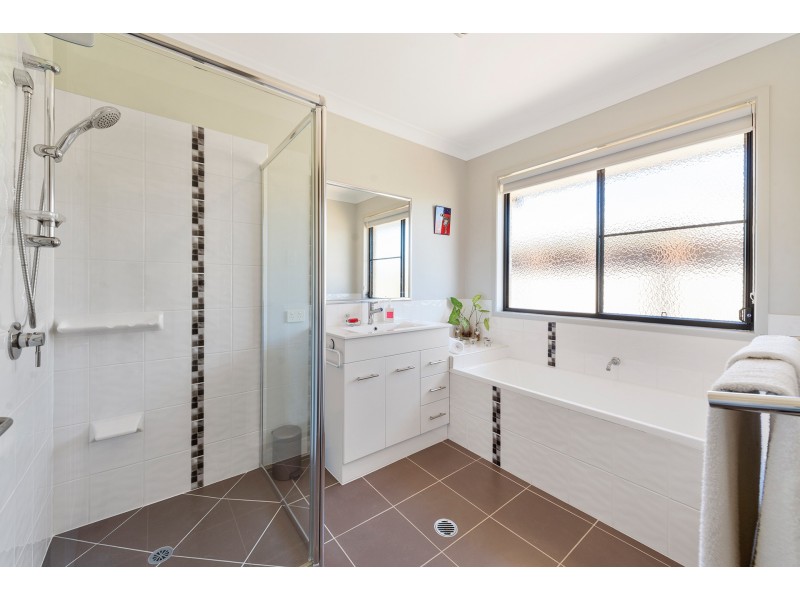 2 Bishop Street, Goondiwindi QLD 4390