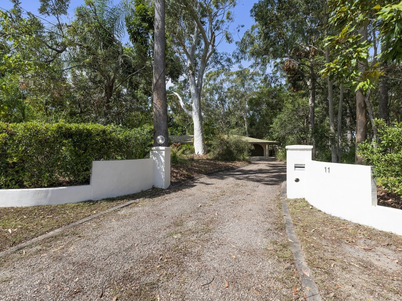 11 Casuarina Drive, Little Mountain QLD 4551