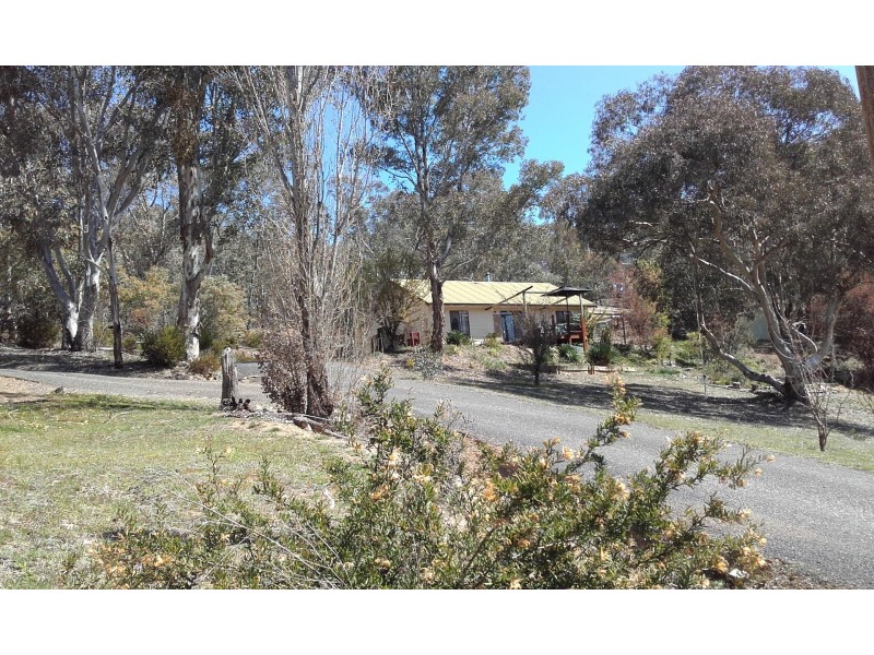 20 Bathurst Street, Tuena NSW 2583