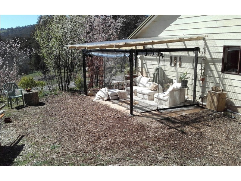 20 Bathurst Street, Tuena NSW 2583